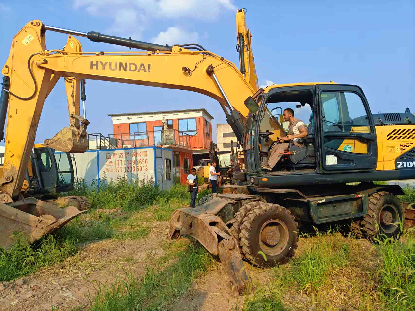 High Performance Hydraulic Excavator High Performance Hydraulic Excavator