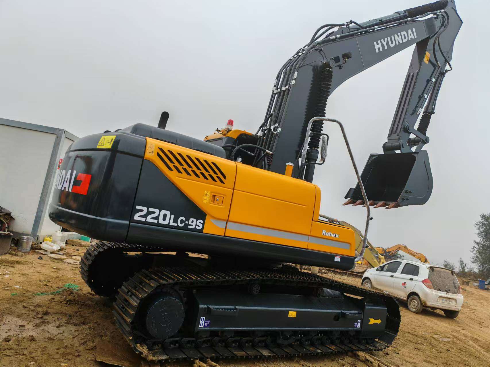 high-quality used Hyundai excavators